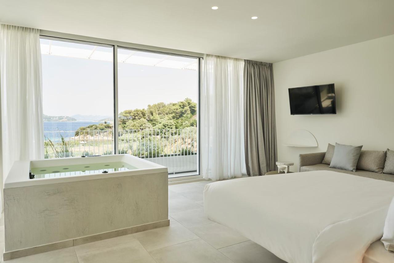 Radisson Resort Plaza Skiathos Kanapíca Kültér fotó